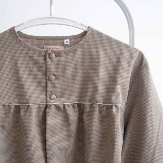 Blus&oacute;n cuadritos salvia