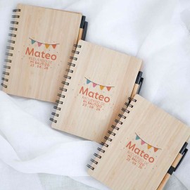libreta madera bautizo