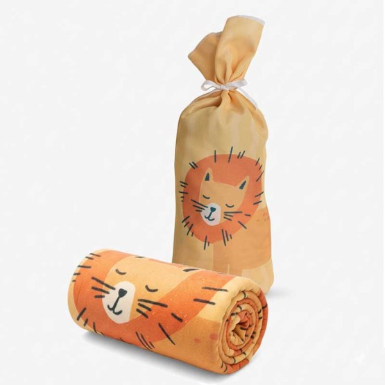manta y packaging bebe leon