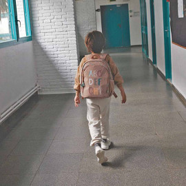 mochila escolar letras