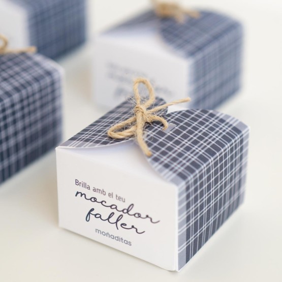 packaging sujetapañuelos