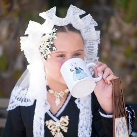 taza traje alicantina