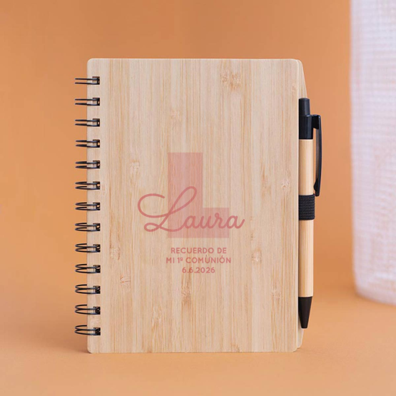 libreta madera inicial rosa