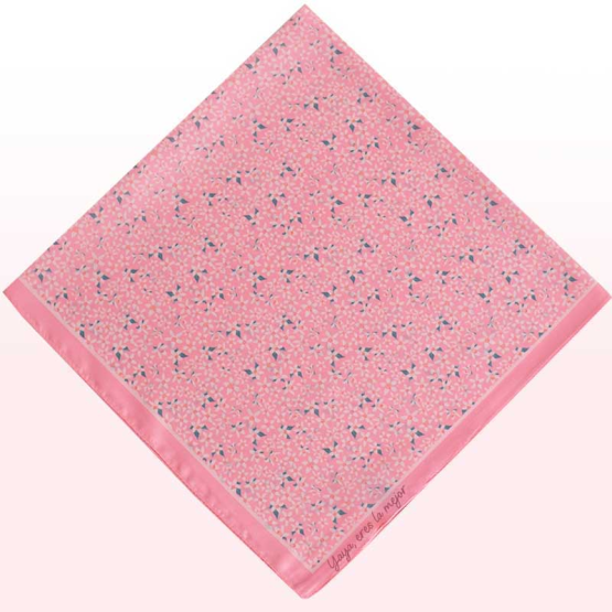 Pa&ntilde;uelo Mam&aacute; / Abuela